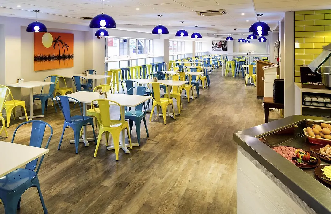 Ibis Budget Luton Airport-1