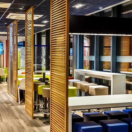 Ibis Budget Luton Airport-3